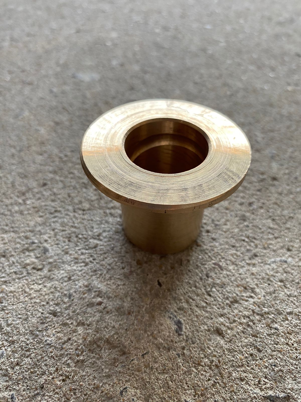 1/2 Buje de Elastico MB 1114/1215/1517 Trasero c/pestaña (30 x 35 x 38mm) BRONCE